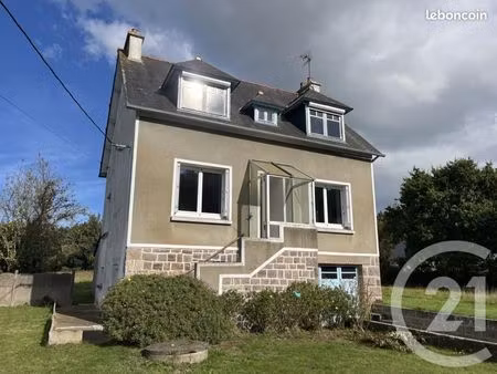 maison 7 pièces 77 m²