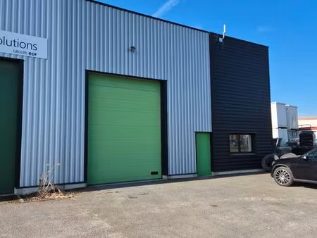 local professionnel le long buisson