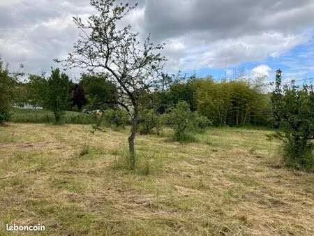 terrain 1 530 m² yzeures sur creuse