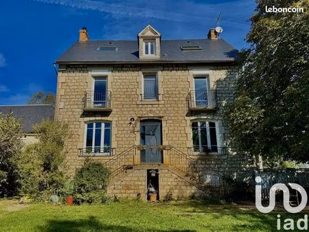 maison 8 pièces 240 m²