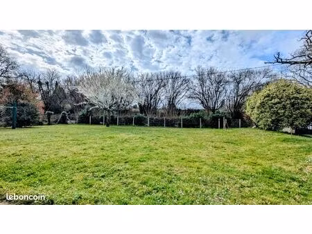 terrain 642 m² quinsac