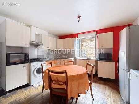 immeuble 5 pièces 180 m²