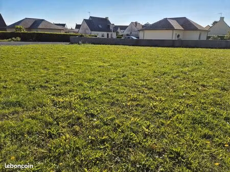 terrain 717 m² saint-pol-de-léon