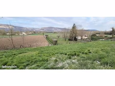 terrain 1058 m² bouvesse-quirieu