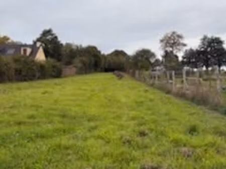 terrain 700 m² bovel