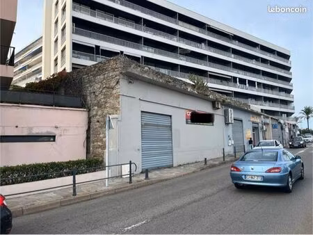 local commercial à louer