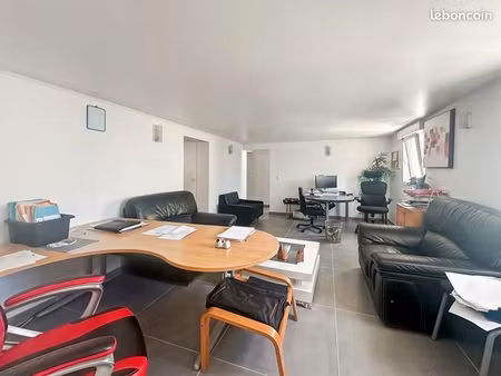 local commercial 55 m² sainte genevieve des bois