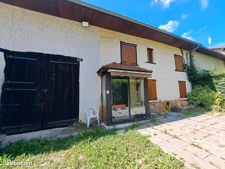 ferme 4 pièces 92 m²
