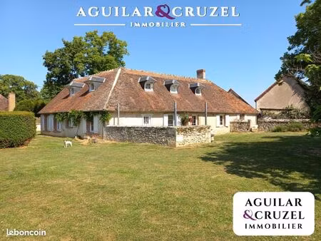 propriété 8 pièces 277 m²