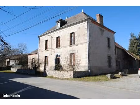 maison 7 pièces 200 m²