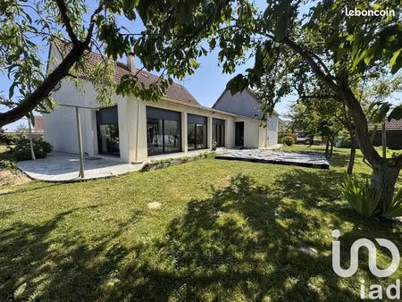 pavillon 5 pièces 158 m²