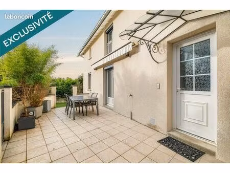 maison 6 pièces 160 m²