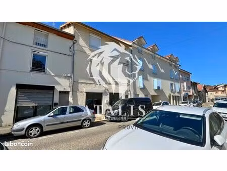 local commercial 49 m² saint-marcellin