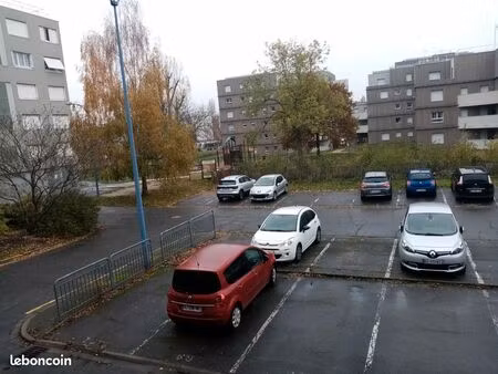 parking voiture fleury les aubrais