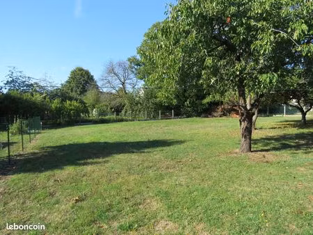 terrain 1613 m² thimory
