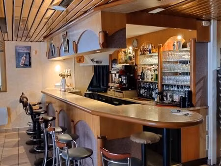 commerce bar licence 4