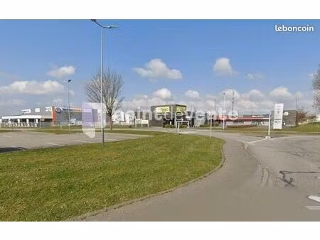 local commercial 800 m²