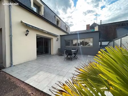 maison 8 pièces 200 m²