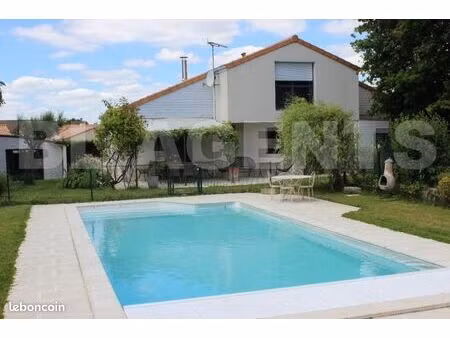 maison 7 pièces 174 m²