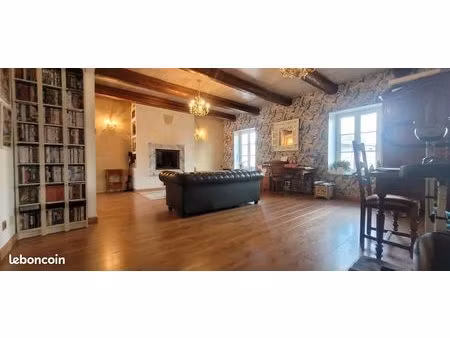 maison de village 7 pièces 190 m²
