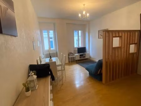 location curiste uniquement 38m2