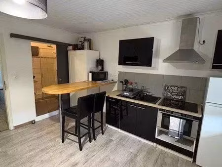 immeuble 10 pièces 200 m²