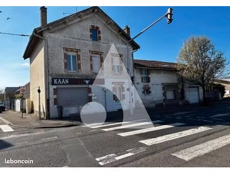 immeuble 9 pièces 221 m²