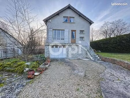 maison 5 pièces 94 m²