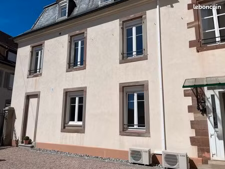 très beau studio 38m2 avec clim réversible