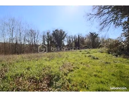 terrain 1 401 m² mazerolles