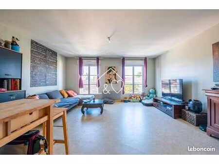 appartement 3 pièces 55 m²