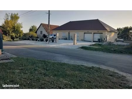 pavillon récent à vendre