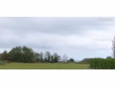 terrain à bâtir front de mer - 145000