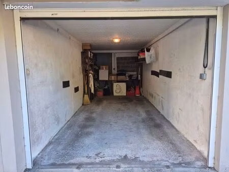 vente parking voiture