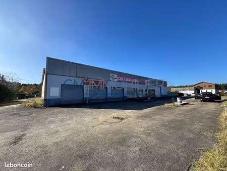 local 1692 m² onesse-et-laharie