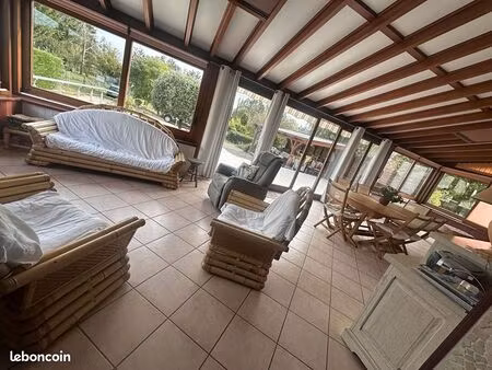 pavillon 6 pièces 165 m²