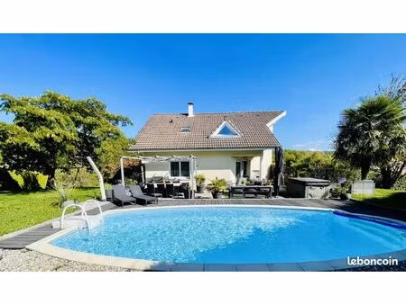 villa 6 pièces 146 m²