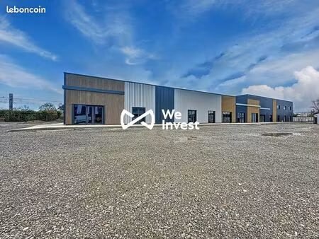 local 444 m² lescar