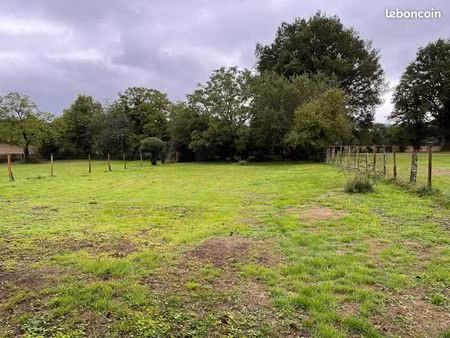 terrain 1 216 m² rochechouart