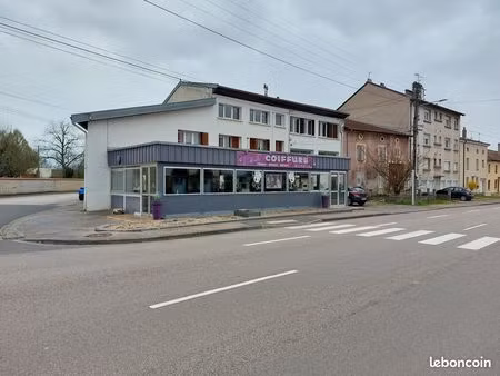 local commercial 130m² saint clément