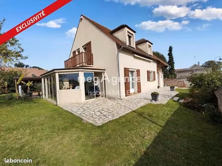 maison 6 pièces 160 m²