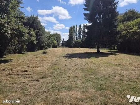 terrain 3600 m² chemaze