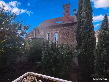 maison 6 pièces 212 m²