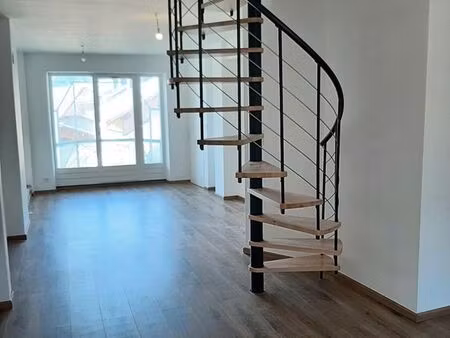 appartement duplex 86 m² intégralement rénové au centre de taninges