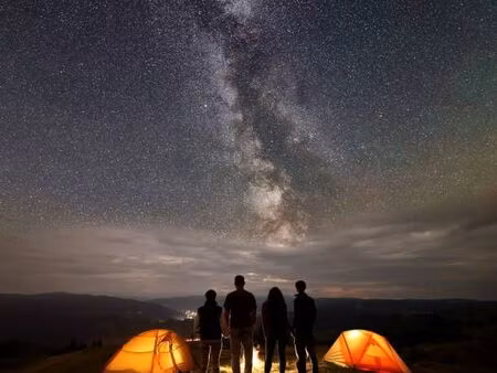 local camping  hôtel 15 000 m²