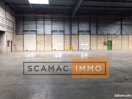 local industriel 1 494 m²