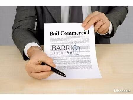 local commercial 140 m²