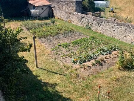 vend terrain constructible de 297 m2