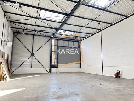 local d'activité 540 m²