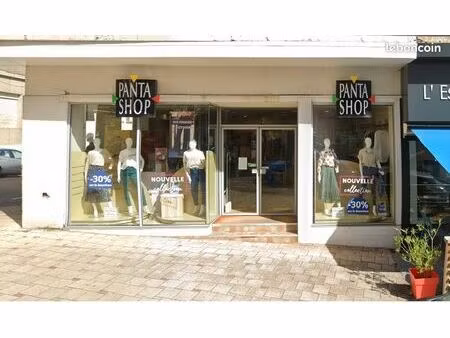 local commercial 86 m²